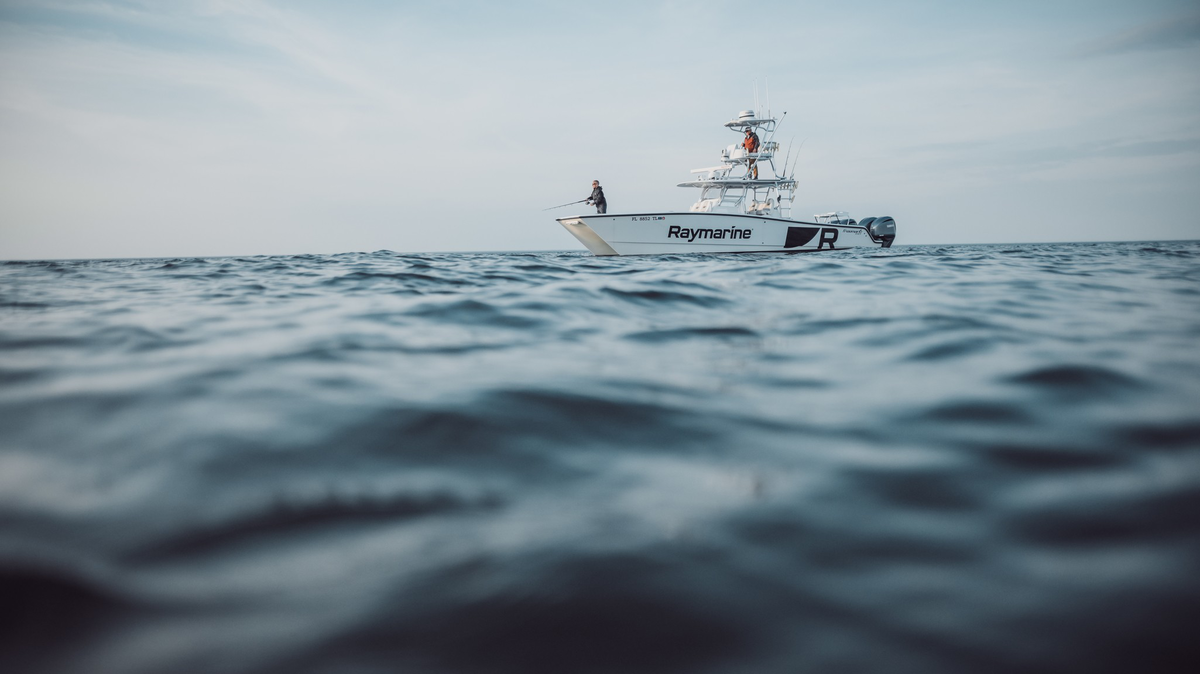 Smart Drift™ for Axiom Chartplotters, Drift Fishing | Raymarine