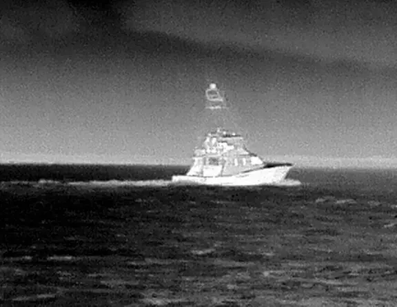 Still image capture from the FLIR Ocean Scout Pro thermal monocular.