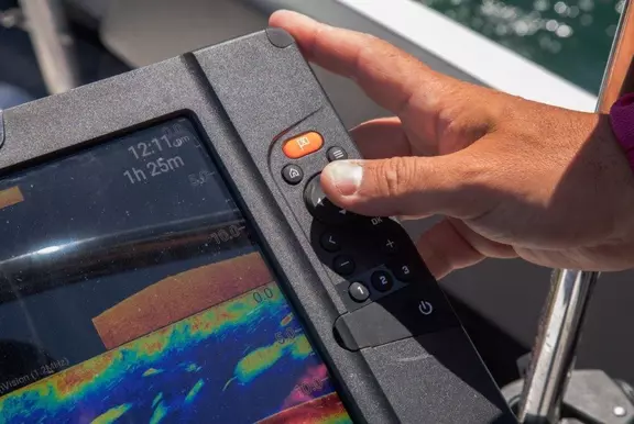 Sonnenschutz-Abdeckung für Element 9 von Raymarine