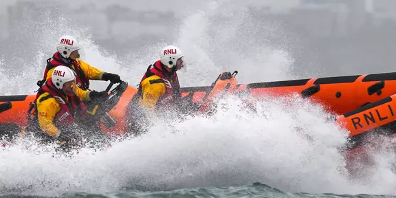Vorbereitung der RNLI Atlantic 85 für die nächste Generation von Rettungseinsätzen