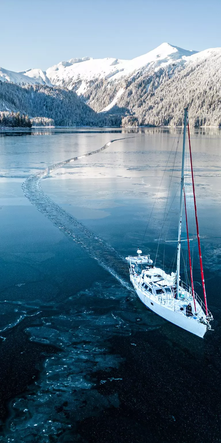 Raymarine a bordo con Juho Karhu durante le sue avventure nell'Artico