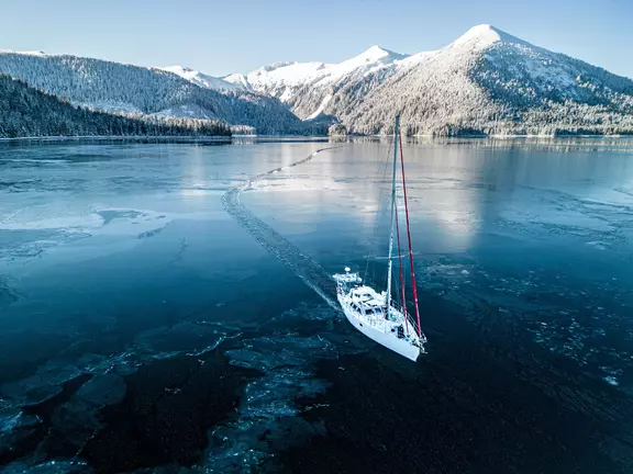 Raymarine vergezelt Juho Karhu op zijn arctische avonturen