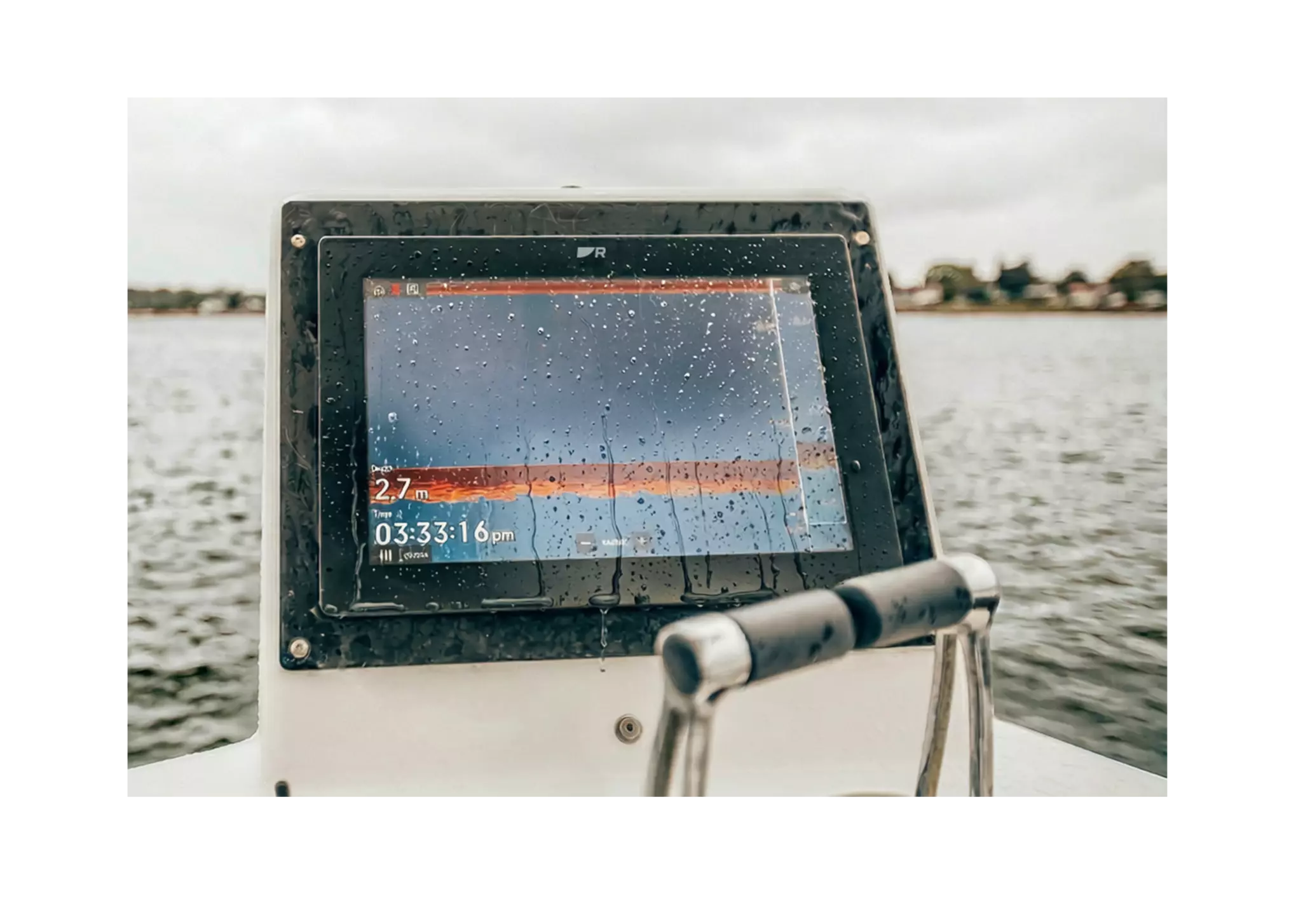 Drijfnat Axiom 2 12-inch display, beschermd met onze HydroTough-coating