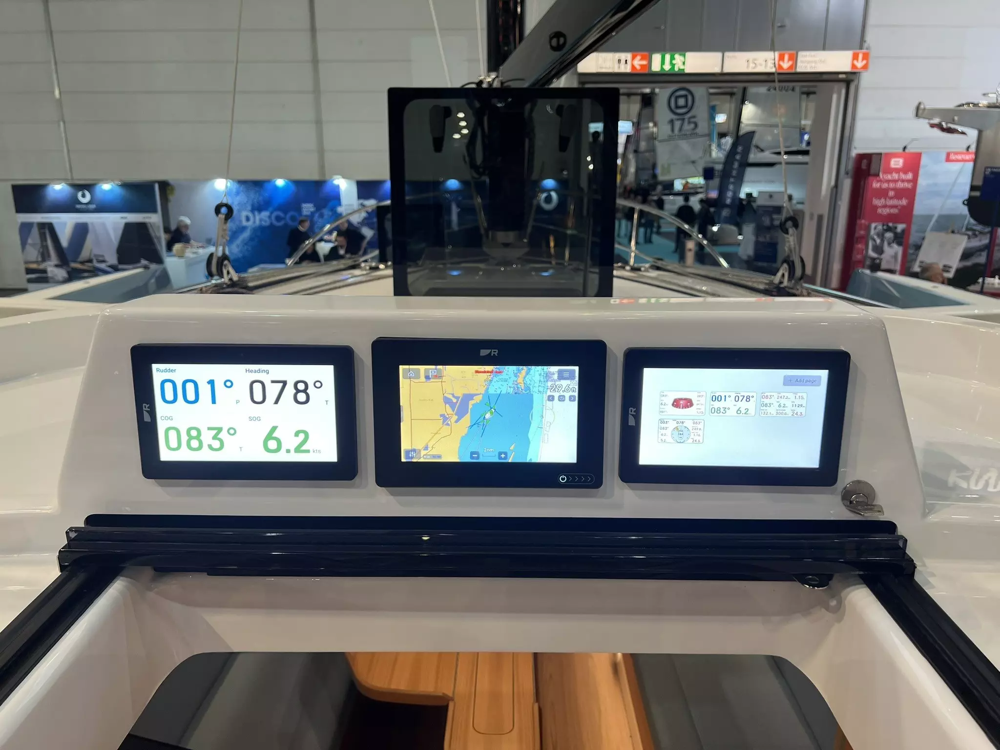 Alpha displays on Dragonfly 36