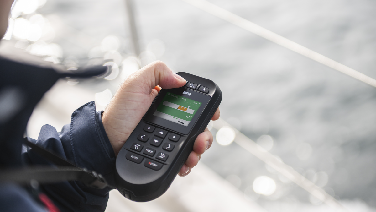 Autopilot Control Heads | Raymarine