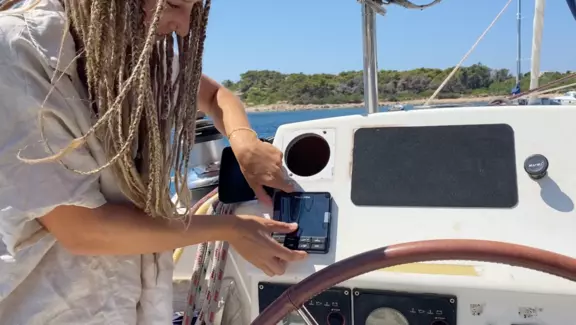 What is a Boat Refit?