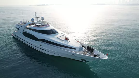 AMIT International Group chooses FLIR M364C LR camera for superyacht refurbishment 