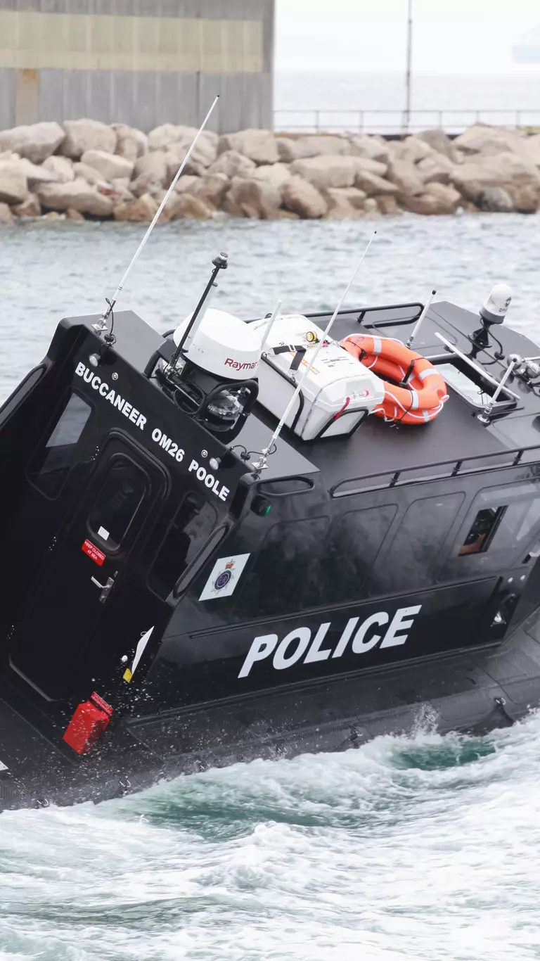 Raymarine y FLIR ayudan a prevenir la delincuencia
