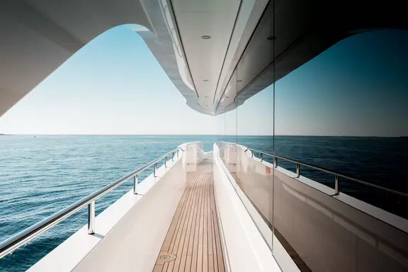 Yacht Safety: Mitigating Lithium-Ion Battery Fire Risks