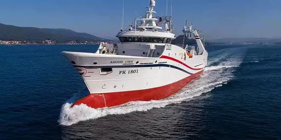 FLIR cameras increase safety margins for deep-sea fishing trawlers