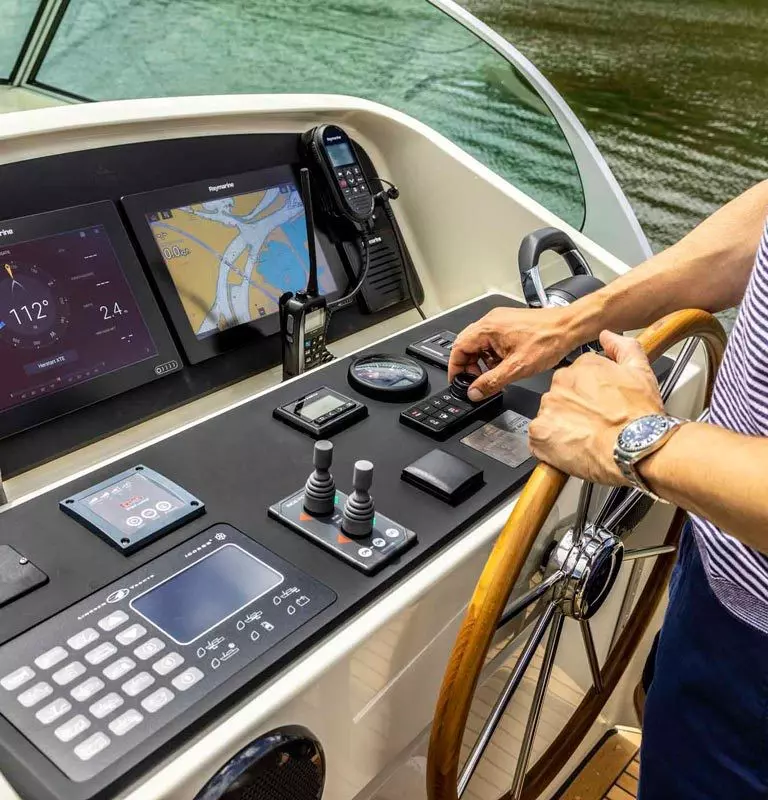 Raymarine kondigt een vijfjarige verlenging aan van haar relatie met Linssen Yachts