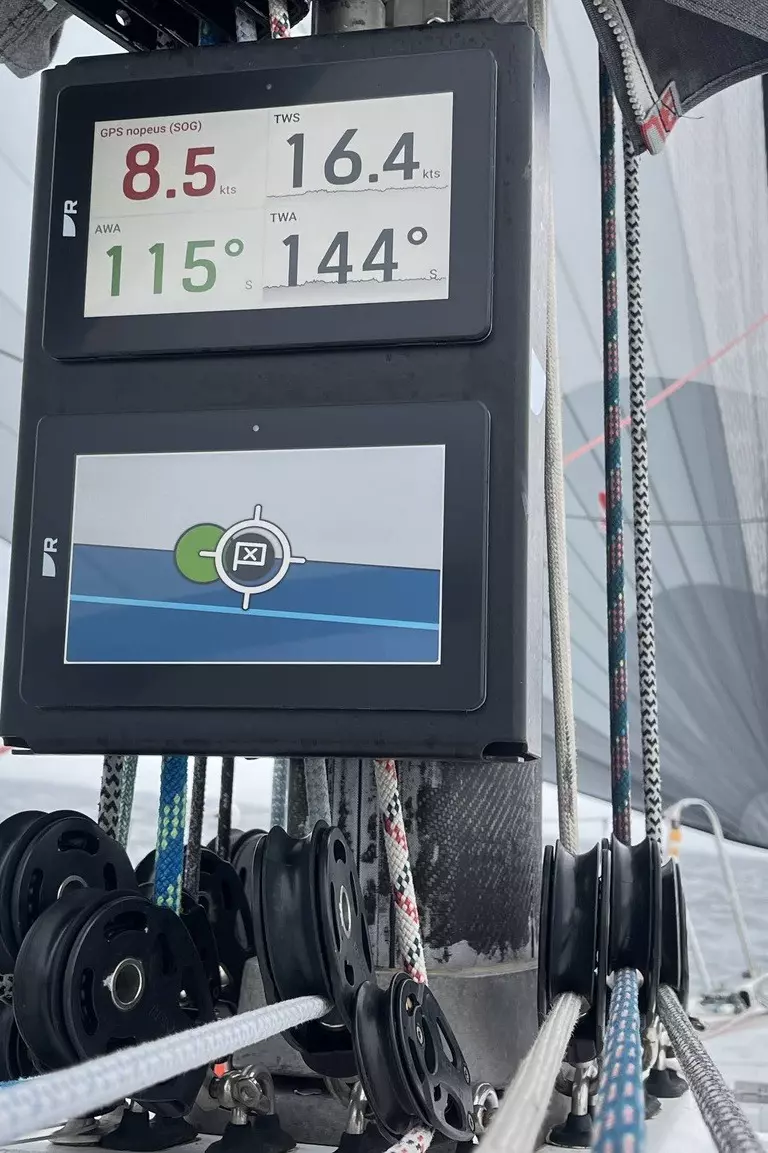 Raymarine ajoute une fonctionnalité puissante aux affichages de performance Alpha