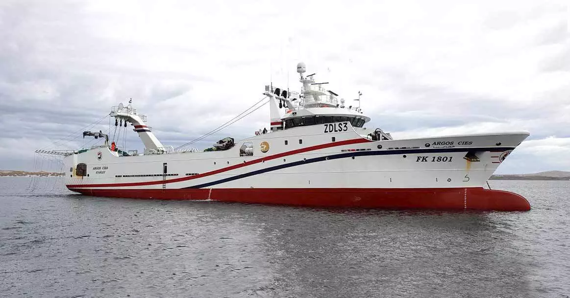 Deep-sea trawler Argos Cíes