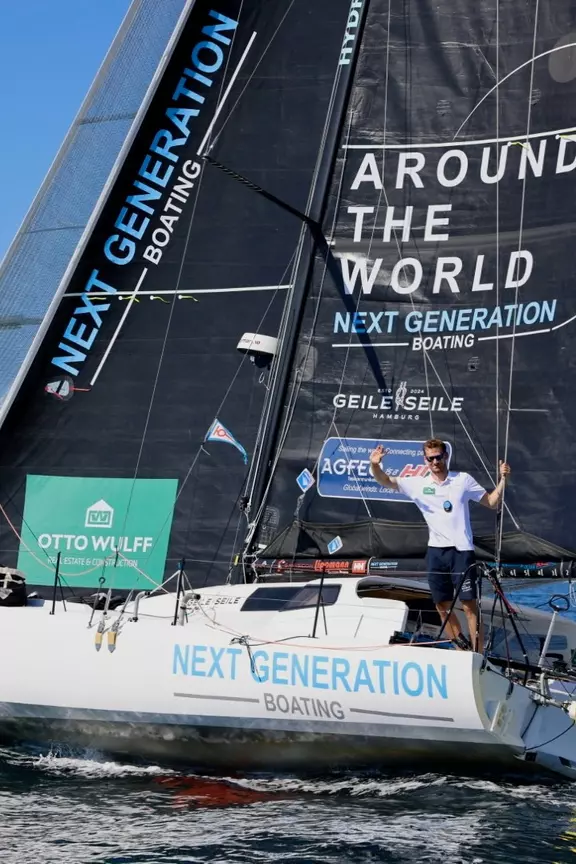 Melwin Fink and Lennart Burke photos