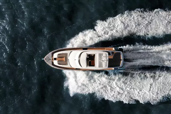 Raymarine et Azimut célèbrent 30 ans de partenariat