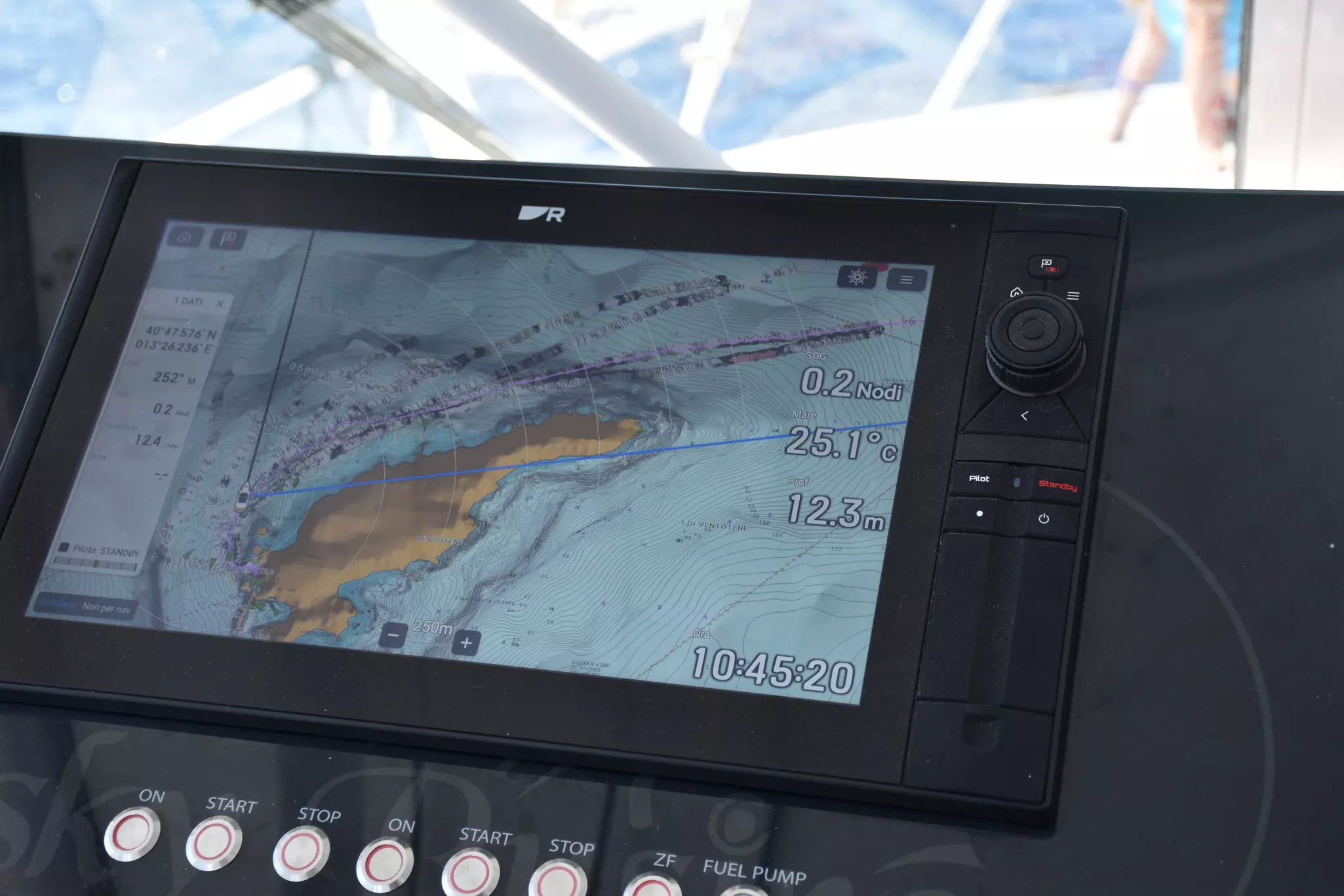 Chartplotter Raymarine