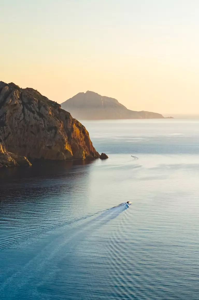 Boating Doesn't End at Sunset